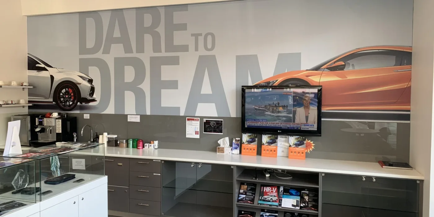 custom wall graphics dubai