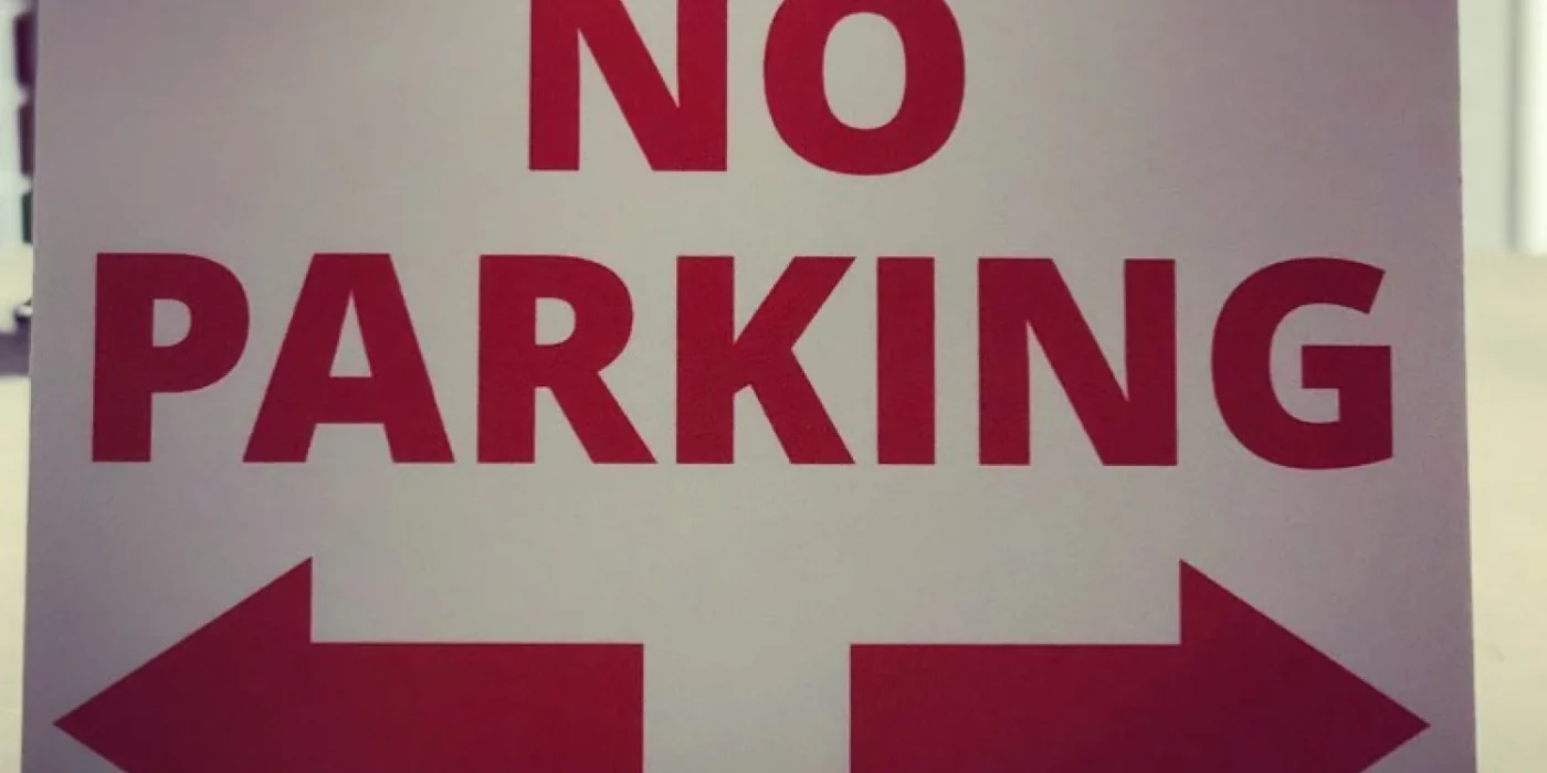traffic control signs supplier uae